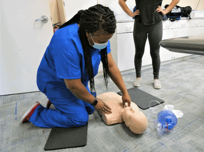 medical assistant student learning basic life saving BLS CCI Training Center
